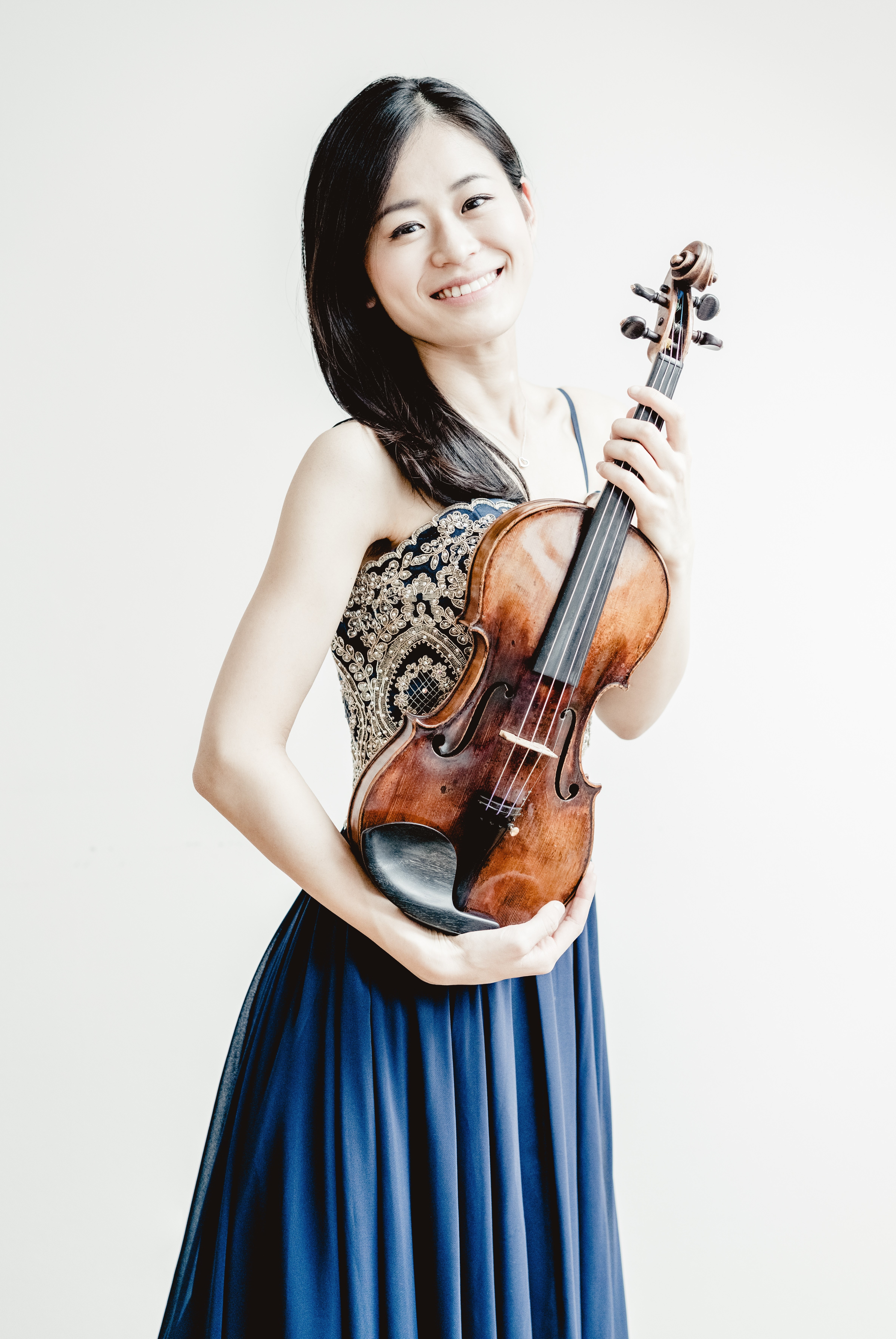 荒井優利奈の画像